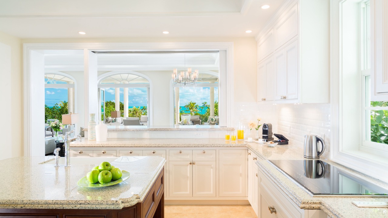 Photo of Kitchen in Long Bay