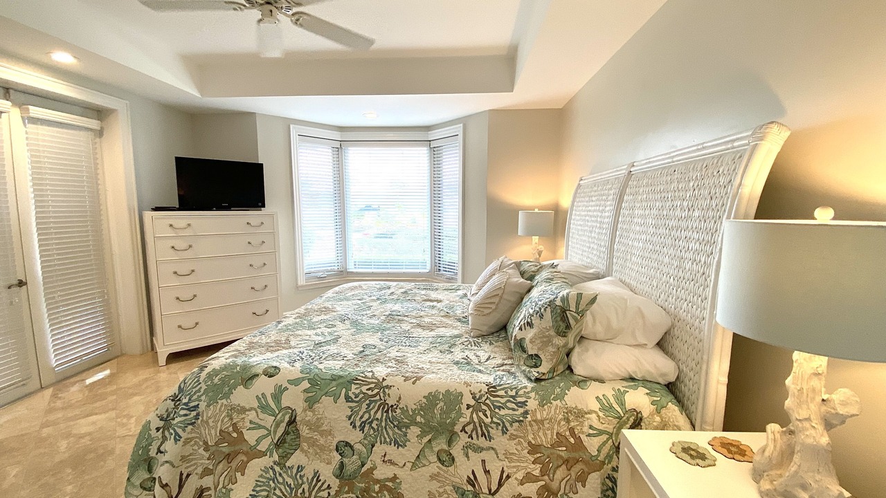 Photo of Others in Grace Bay