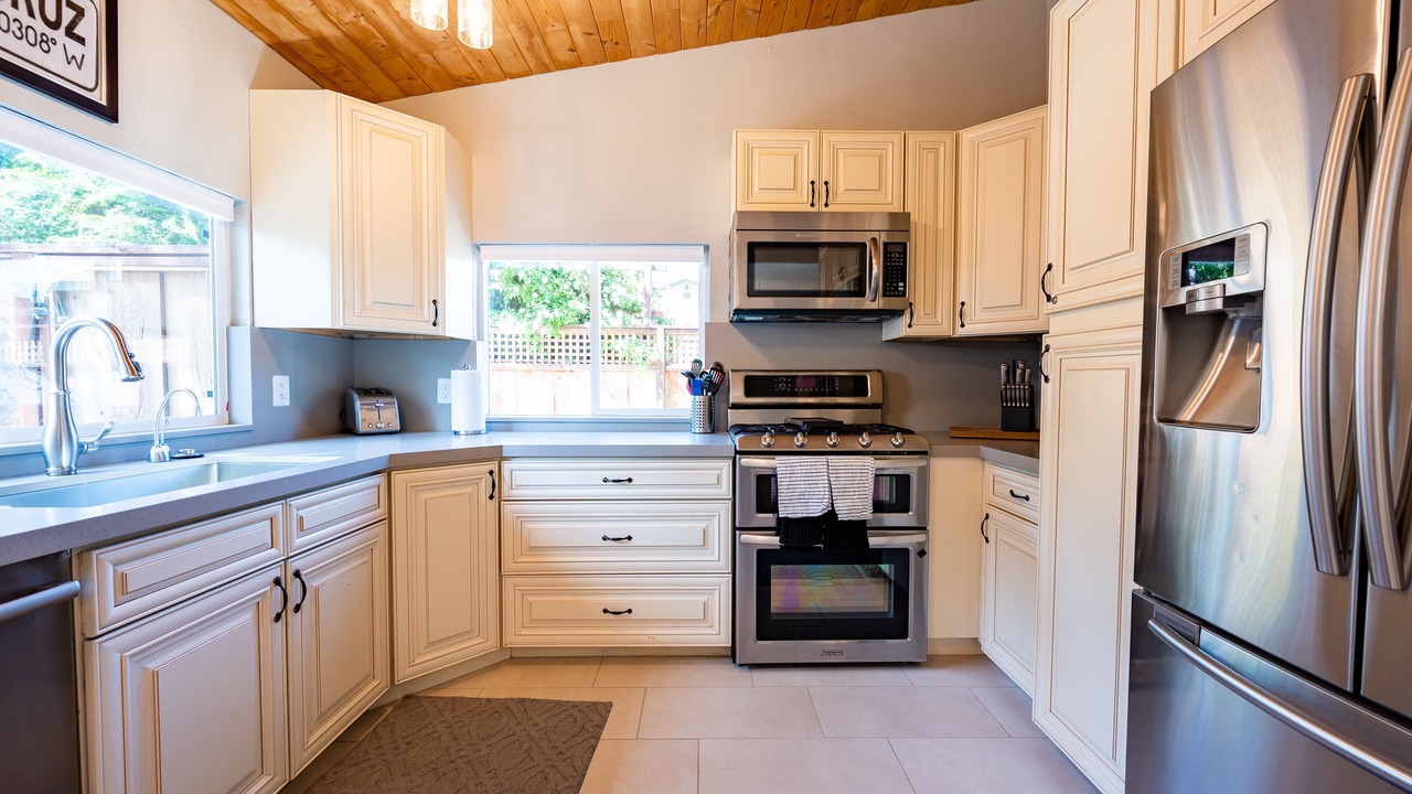 Photo of Kitchen in Bananna Belt