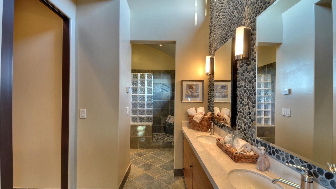 Photo of Bathroom in Eastside Santa Cruz