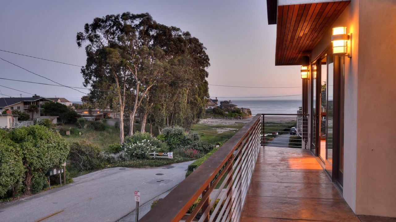 Photo of Outdoor in Eastside Santa Cruz