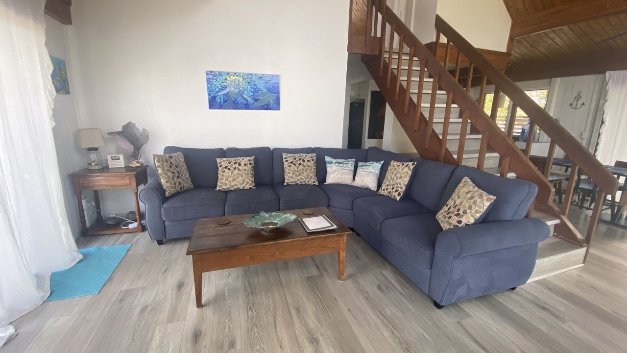 Photo of Livingroom in Cockburn Town