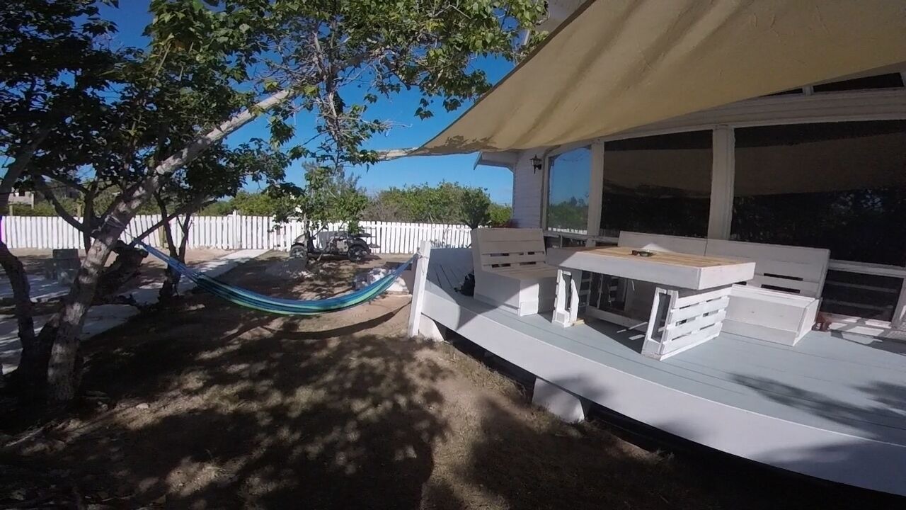 Photo of Patio Balcony in Cockburn Town