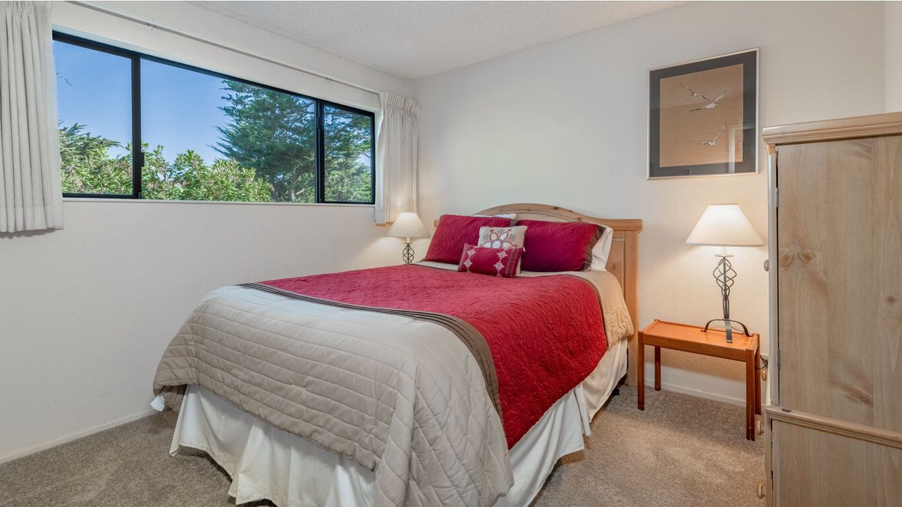 Photo of Bedroom in Pajaro Dunes