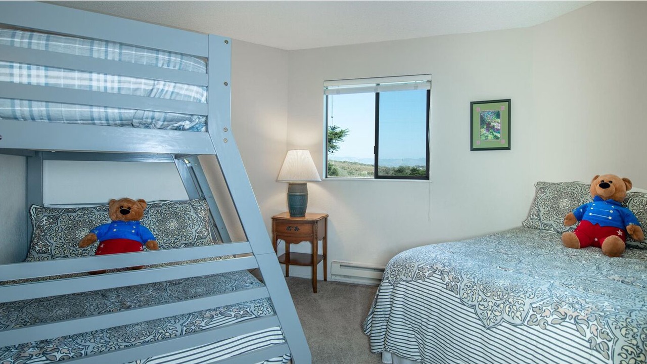 Photo of Bedroom in Pajaro Dunes