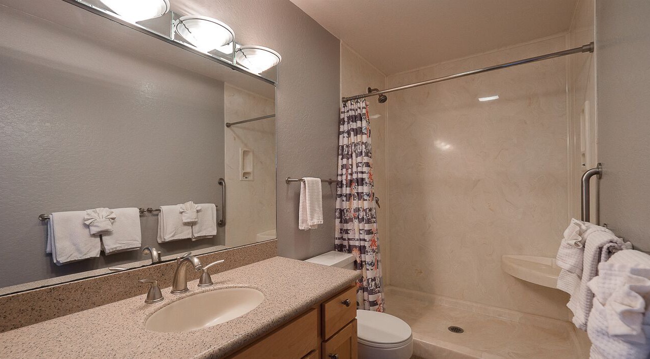 Photo of Bathroom in Pajaro Dunes