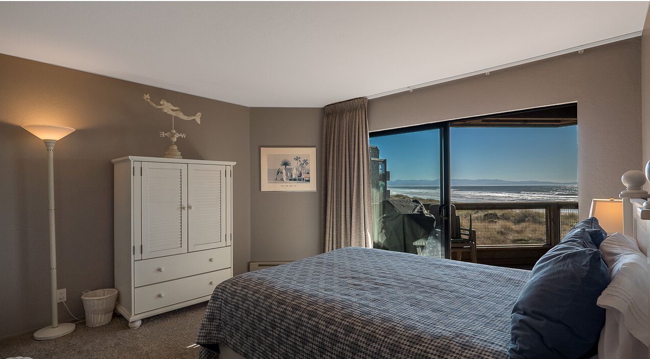 Photo of Bedroom in Pajaro Dunes