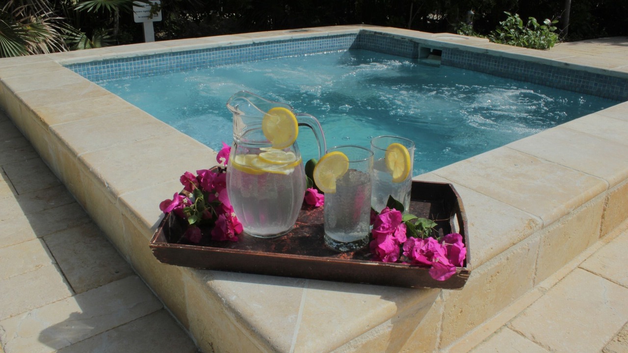 Photo of Outdoor in Long Bay Hills