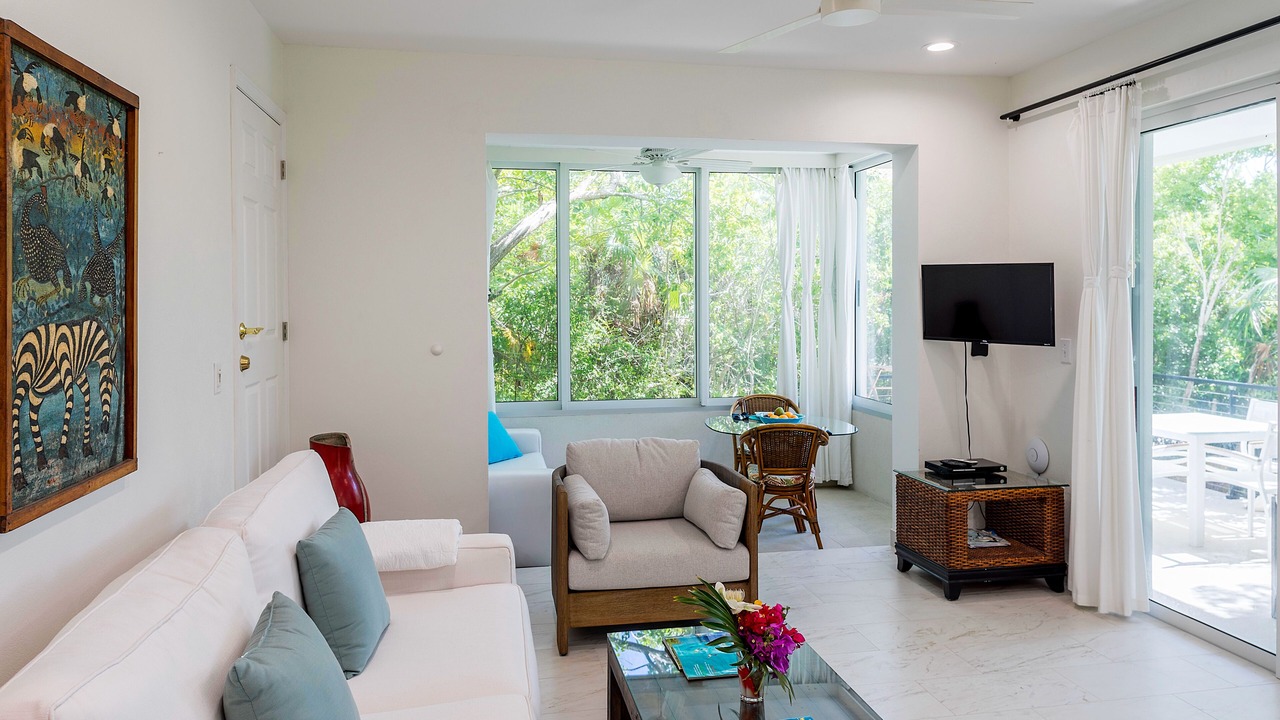 Photo of Livingroom in Long Bay Hills