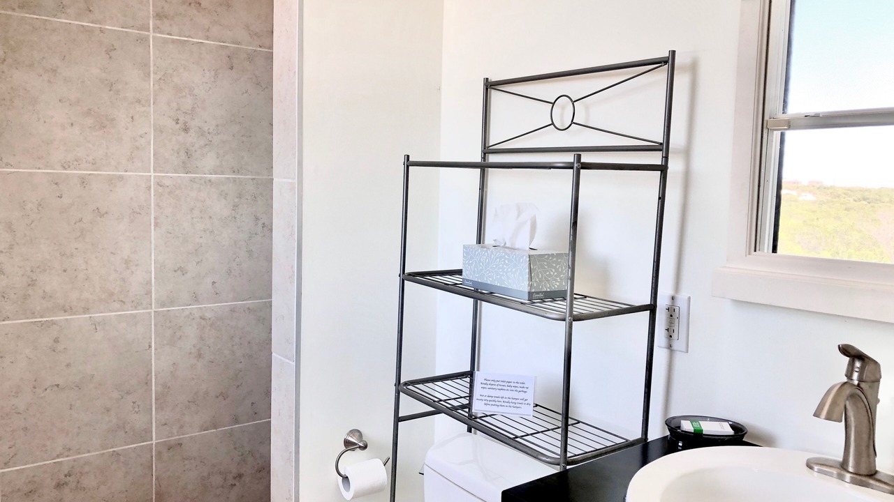 Photo of Bathroom in Long Bay