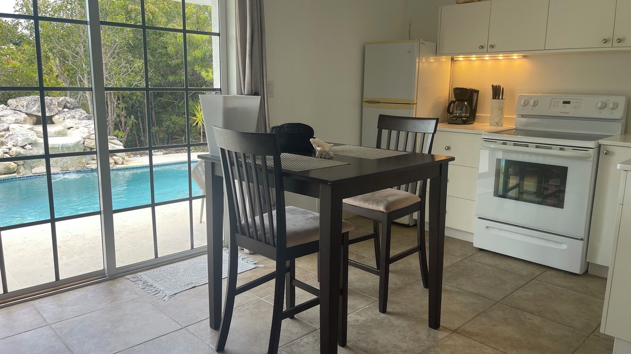 Photo of Kitchen in Discovery Bay