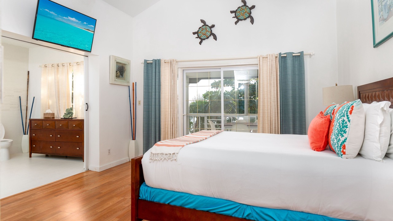 Photo of Bathroom in Leeward Settlement
