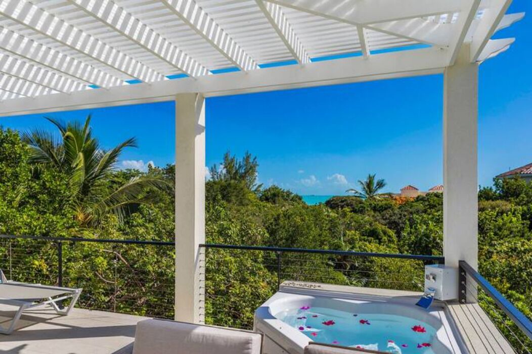 Photo of Patio Balcony in Long Bay