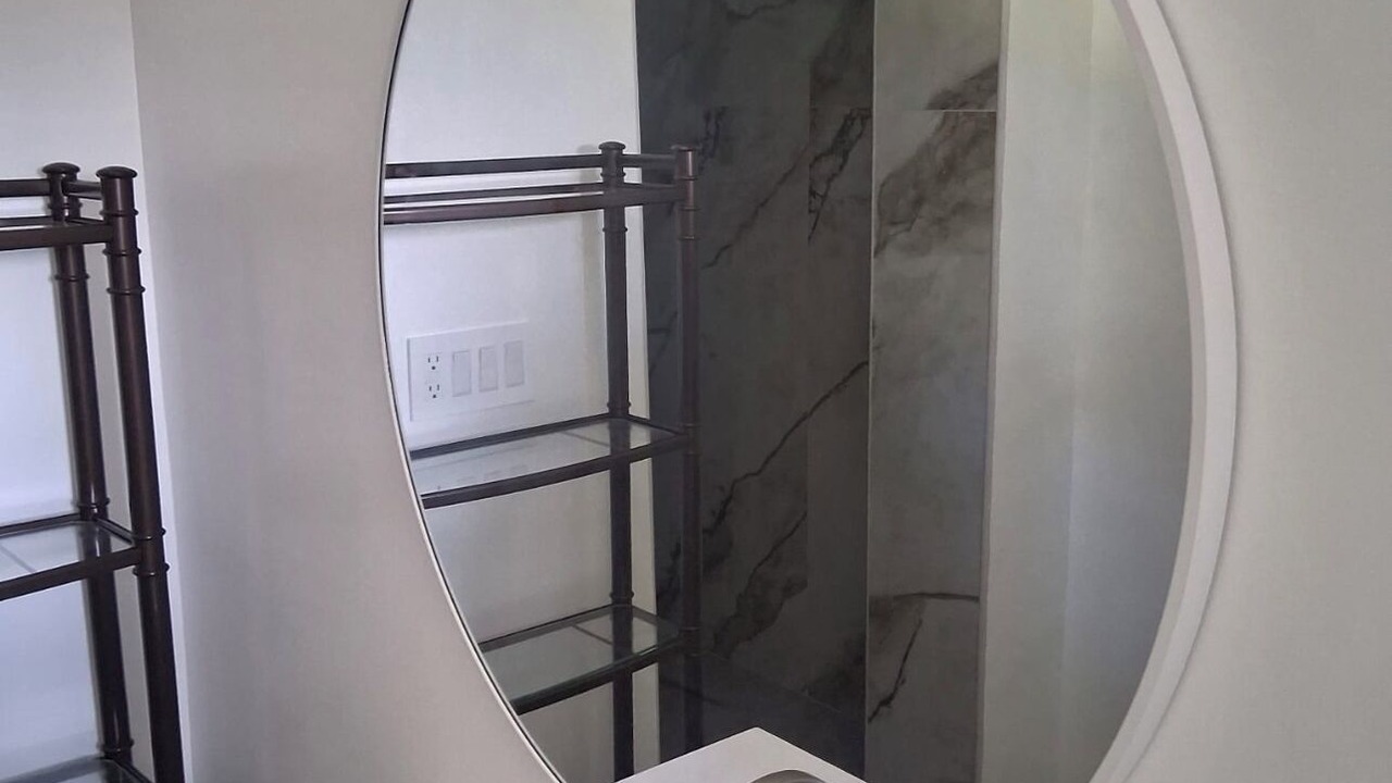 Photo of Bathroom in Discovery Bay