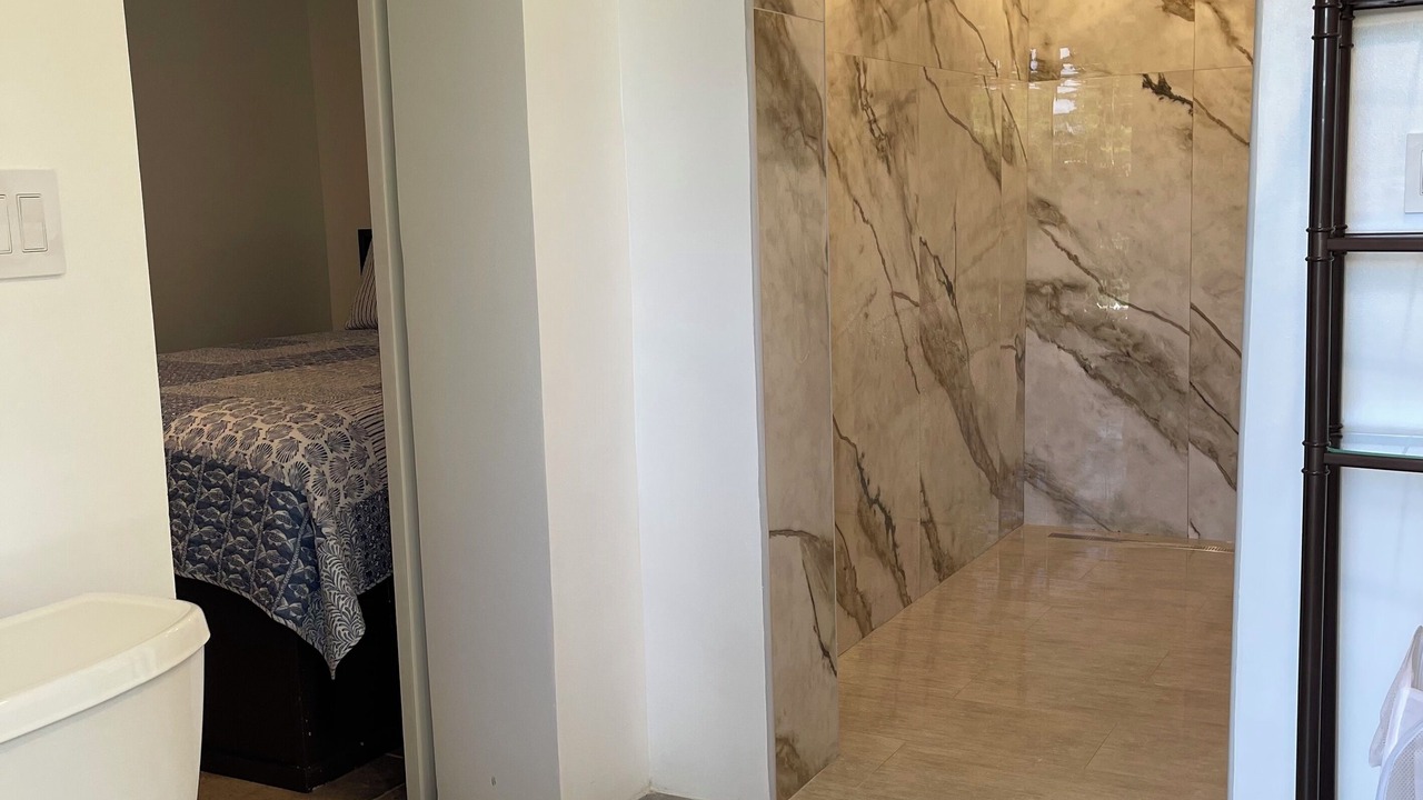 Photo of Bathroom in Discovery Bay