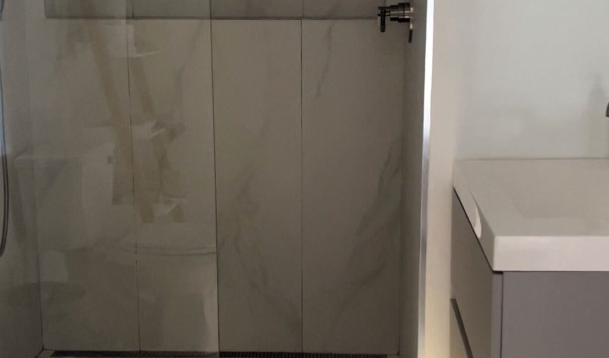 Photo of Bathroom in Discovery Bay