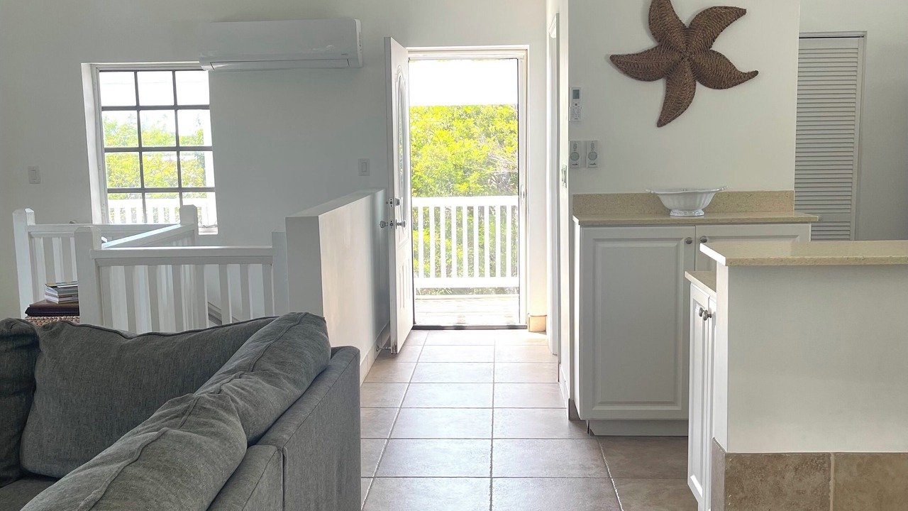 Photo of Livingroom in Discovery Bay