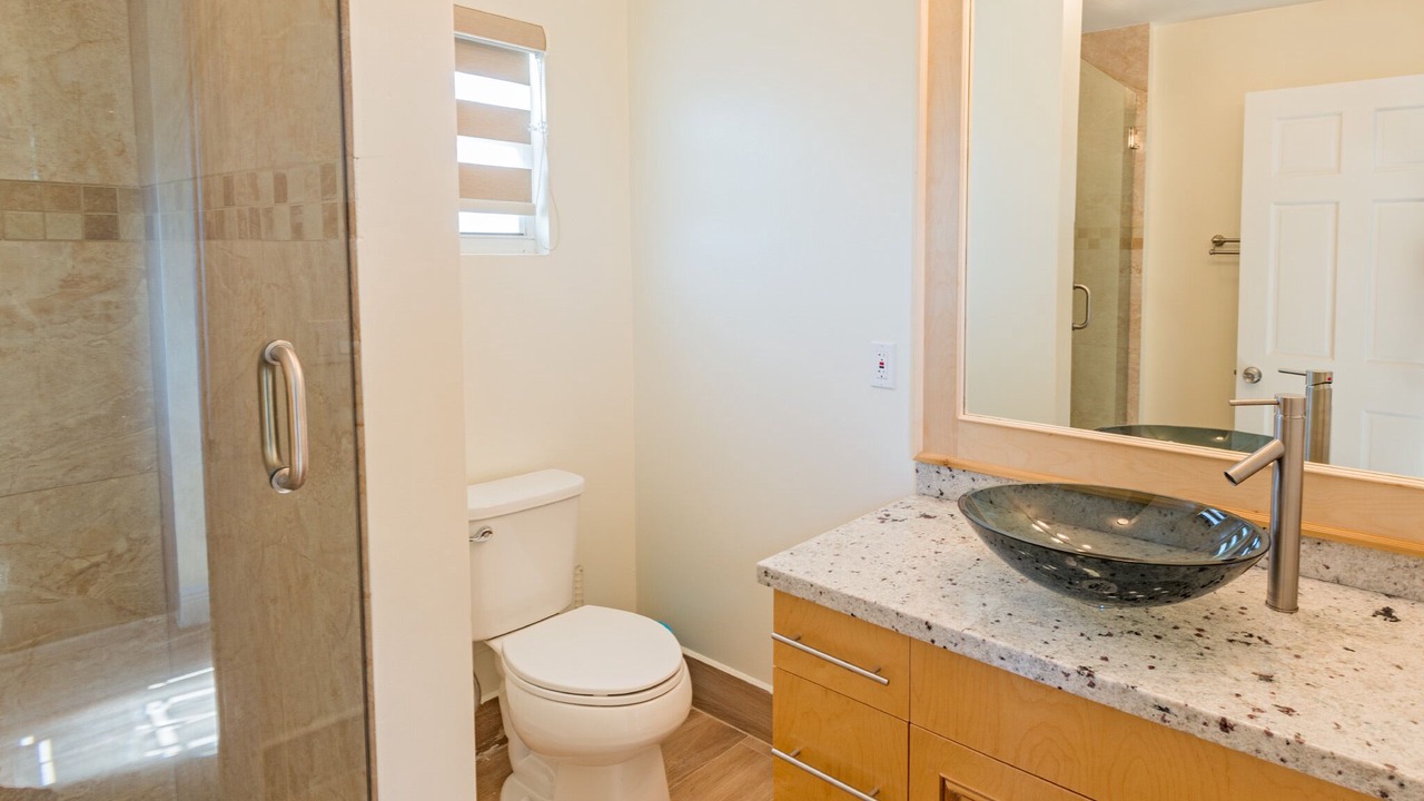 Photo of Bathroom in Long Bay Hills