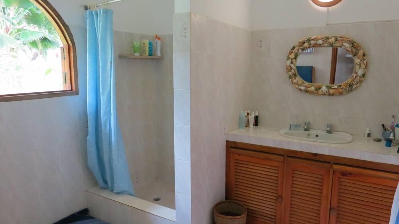 Photo of Bathroom in Praslin Island