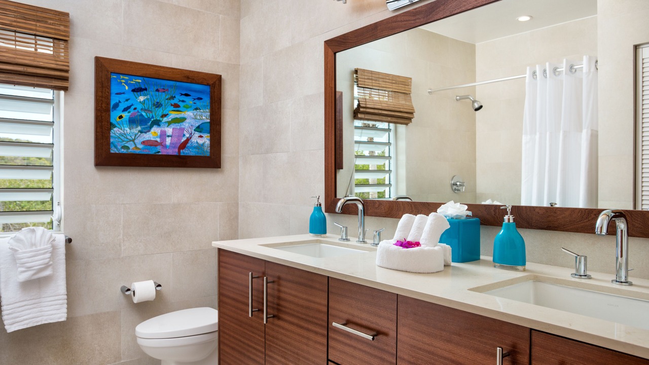 Photo of Bathroom in Ocean Point