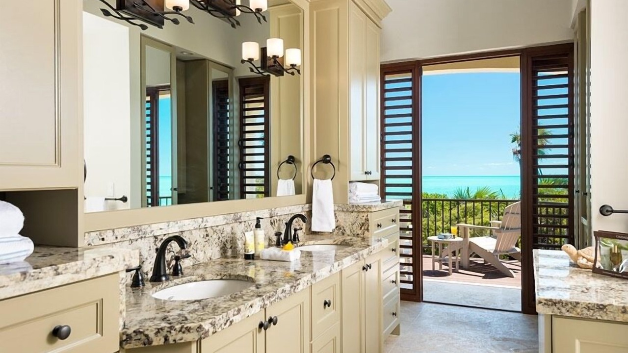 Photo of Bathroom in Long Bay