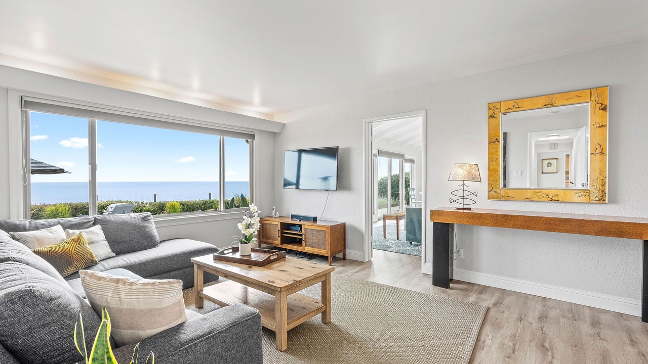 Photo of Bedroom in Opal Cliffs
