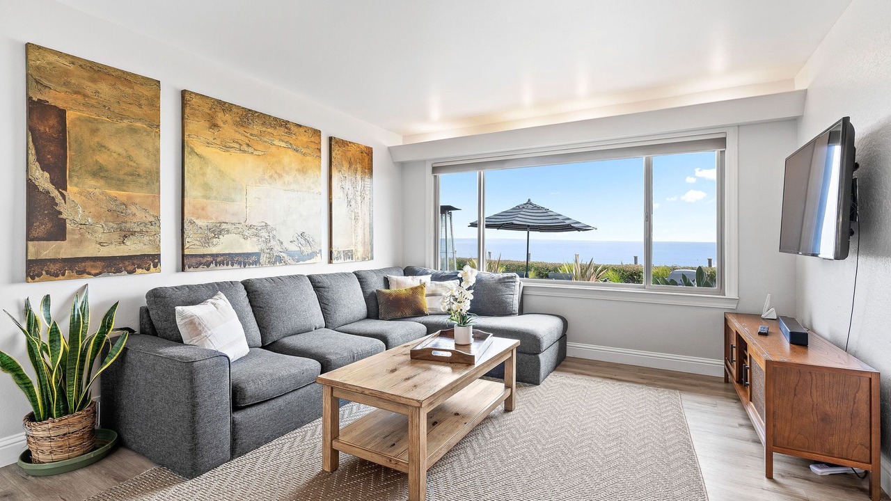 Photo of Livingroom in Opal Cliffs
