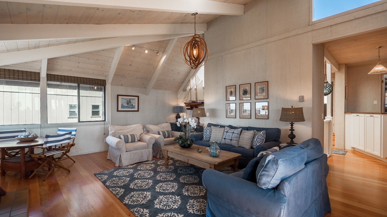 Photo of Livingroom in Watsonville