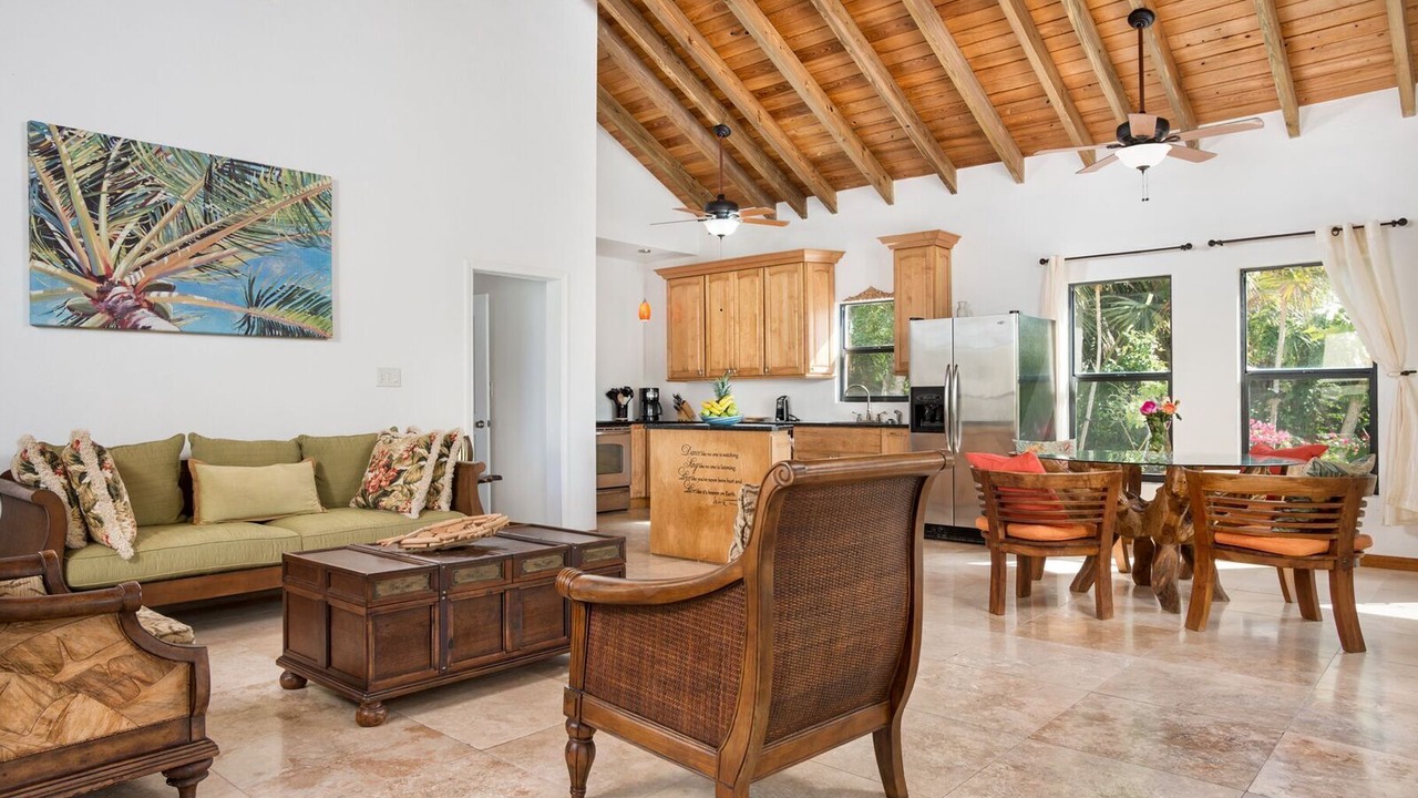 Photo of Livingroom in Sandy Point