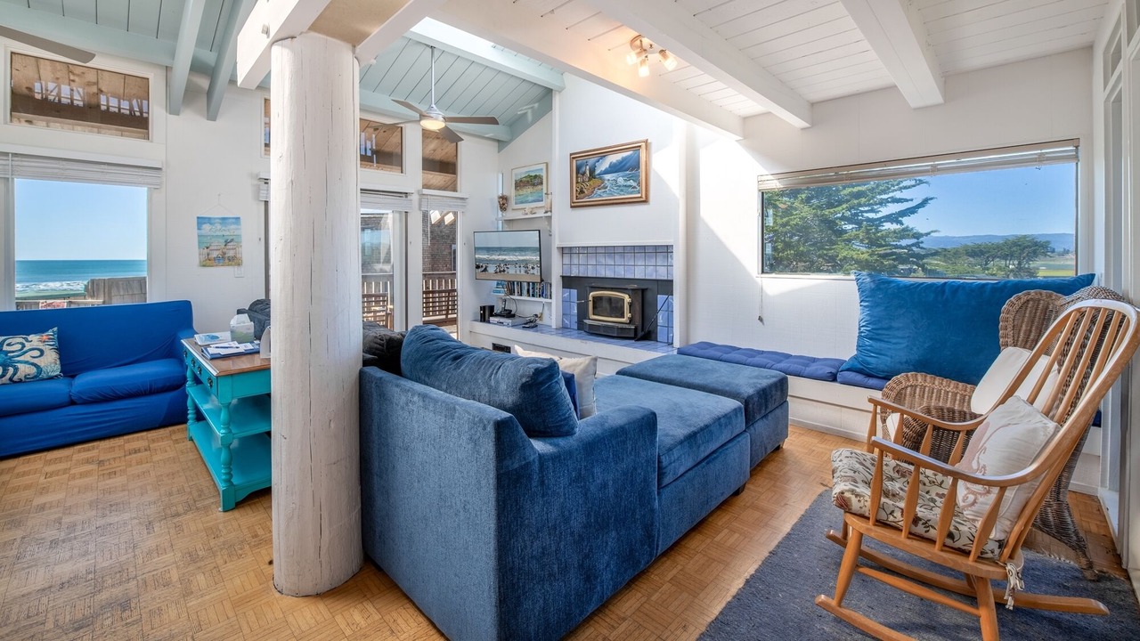 Photo of Livingroom in Watsonville