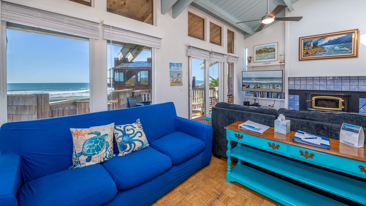 Photo of Livingroom in Watsonville
