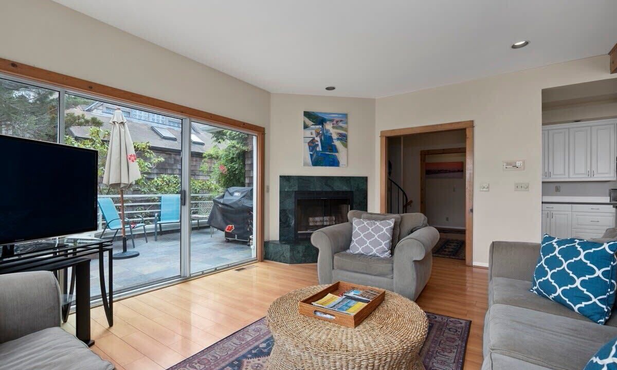 Photo of Livingroom in Seabright