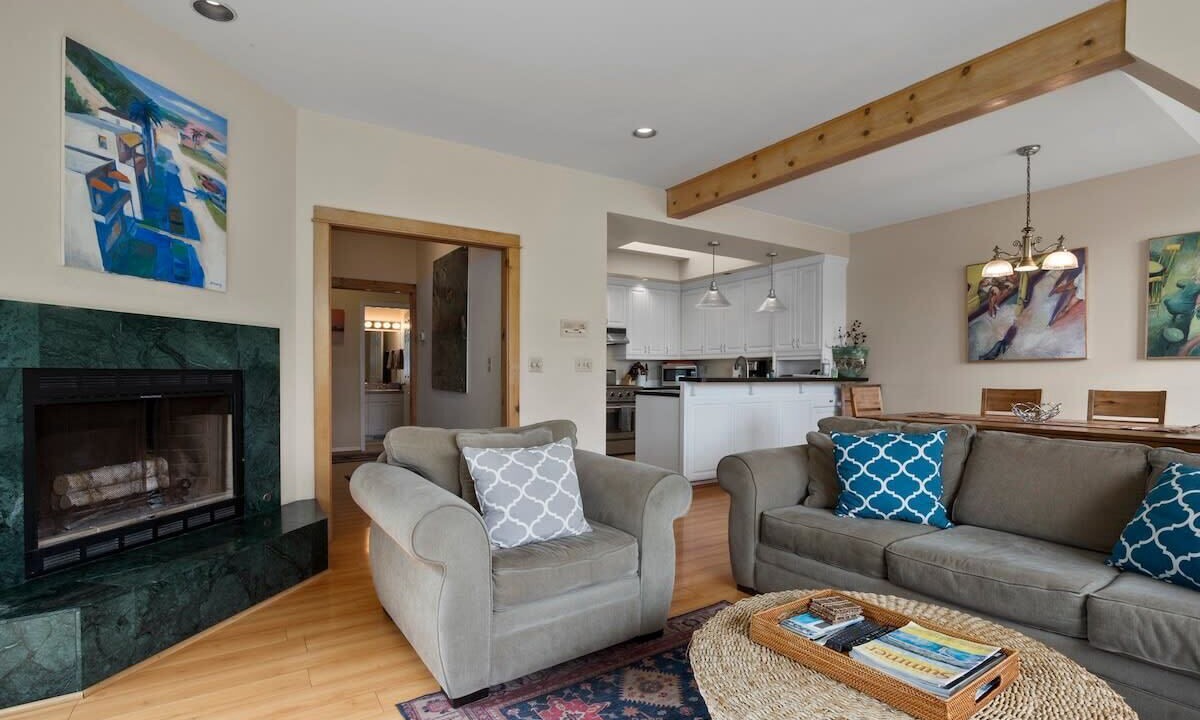 Photo of Livingroom in Seabright