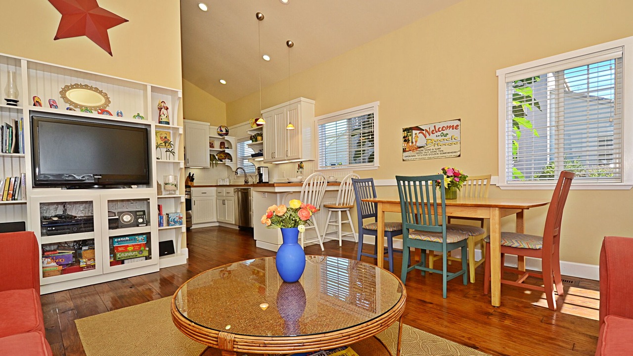 Photo of Bedroom in Eastside Santa Cruz