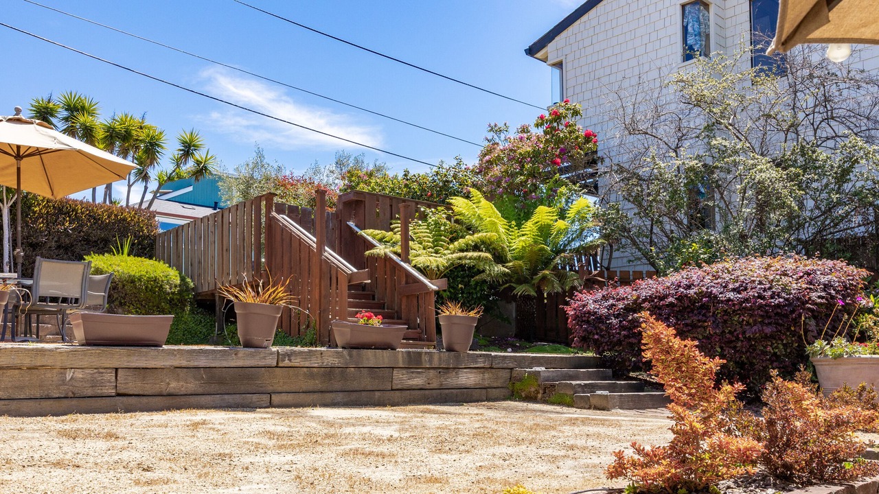 Photo of Patio Balcony in Eastside Santa Cruz