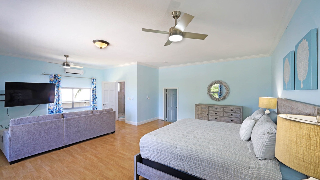 Photo of Bedroom in Leeward Settlement