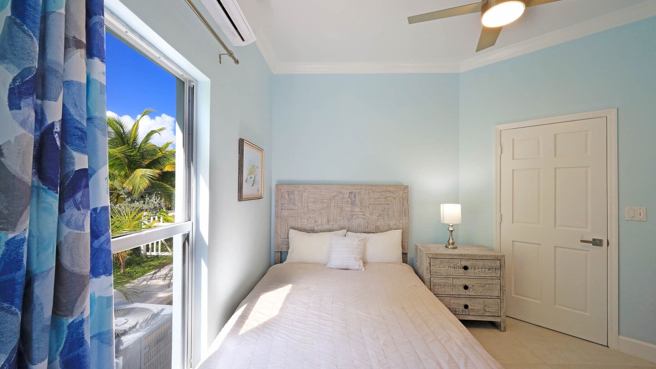 Photo of Bedroom in Leeward Settlement