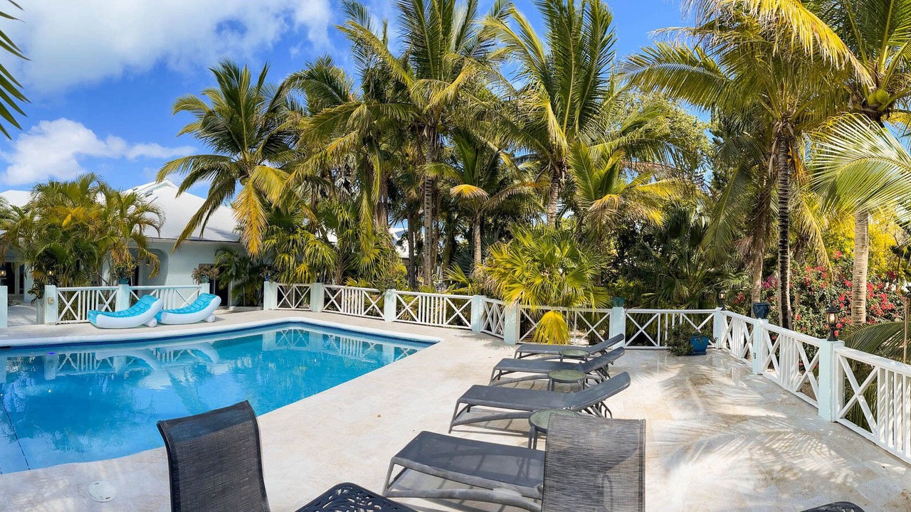 Photo of Outdoor in Leeward Settlement