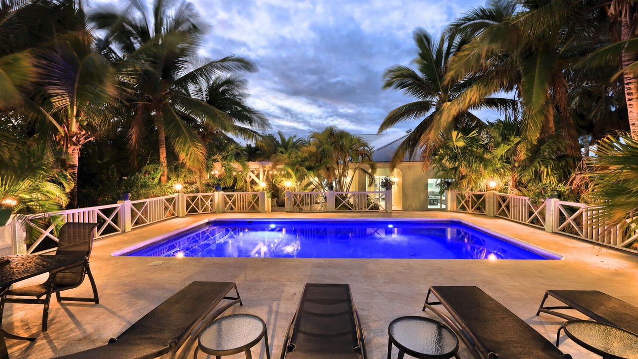 Photo of Outdoor in Leeward Settlement