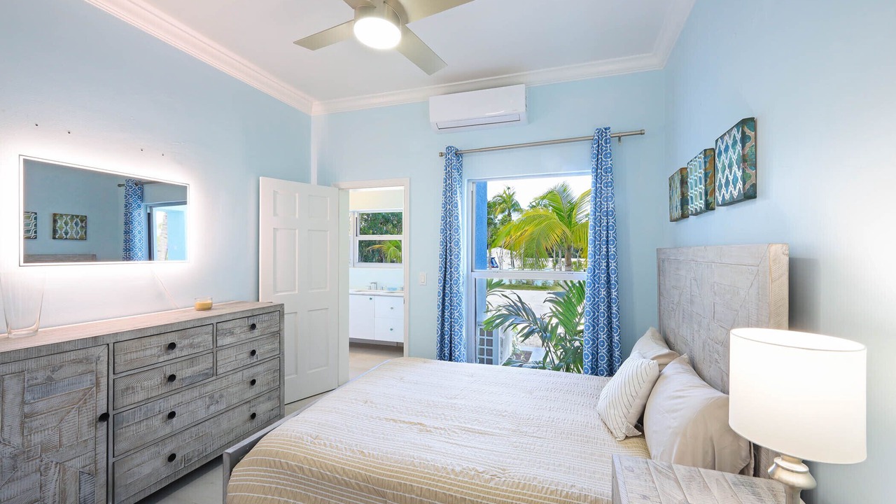 Photo of Bedroom in Leeward Settlement