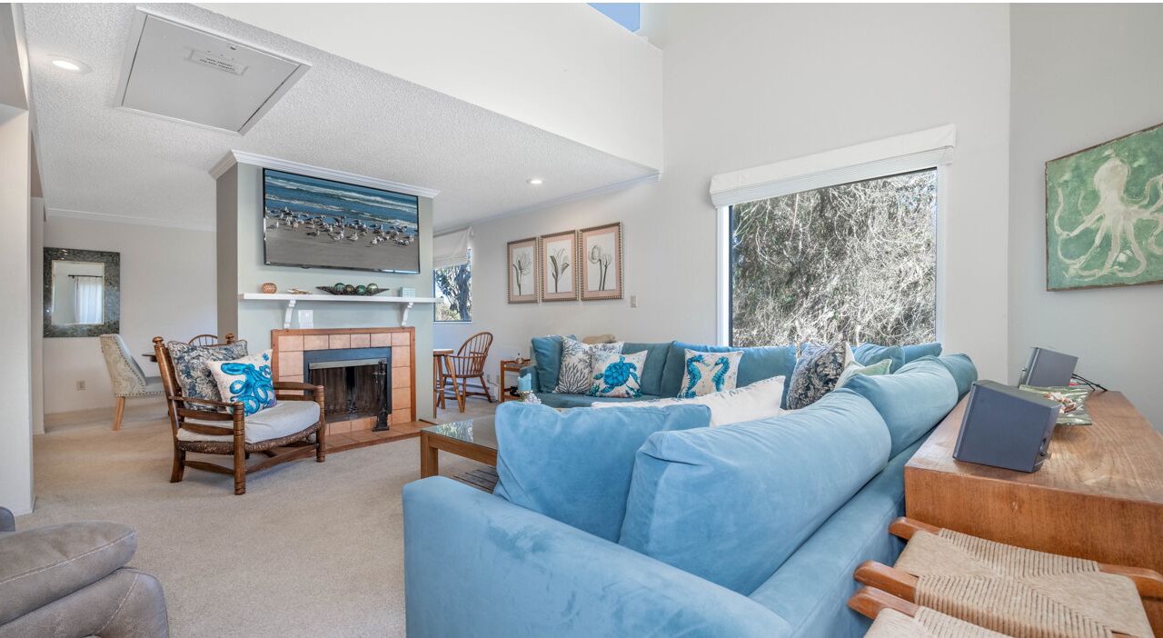 Photo of Livingroom in Pajaro Dunes