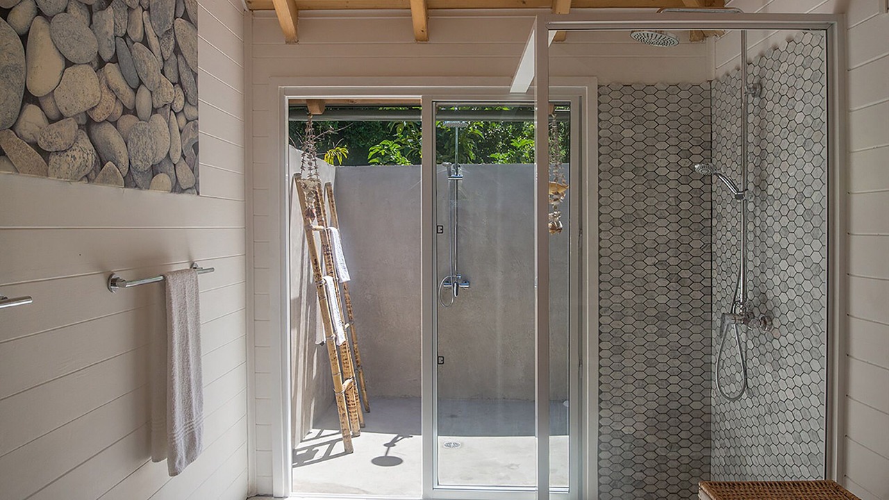 Photo of Bathroom in Praslin Island