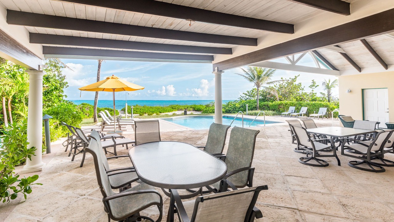 Photo of Outdoor in Grace Bay West