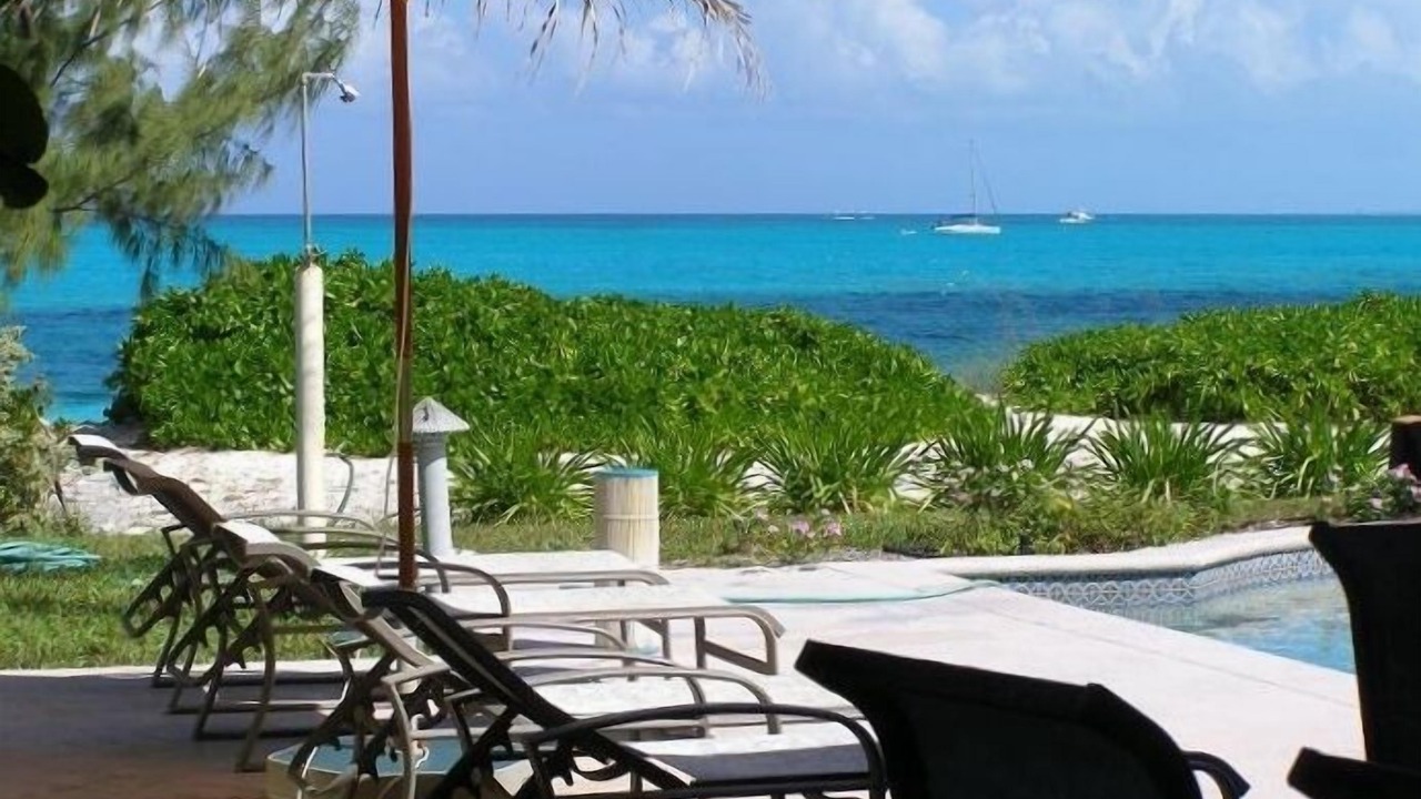 Photo of Outdoor in Grace Bay West