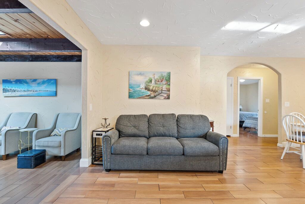 Photo of Livingroom in Westside Santa Cruz