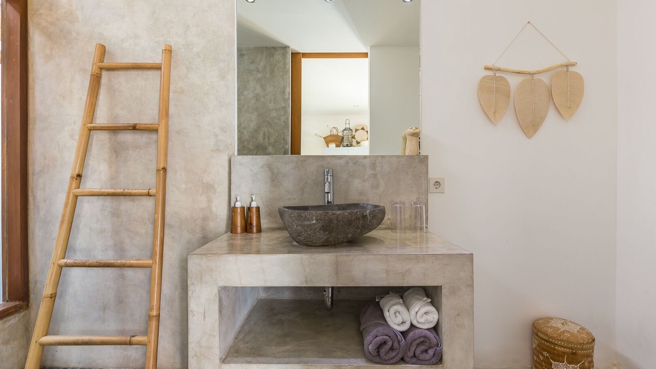 Photo of Bathroom in Petitenget