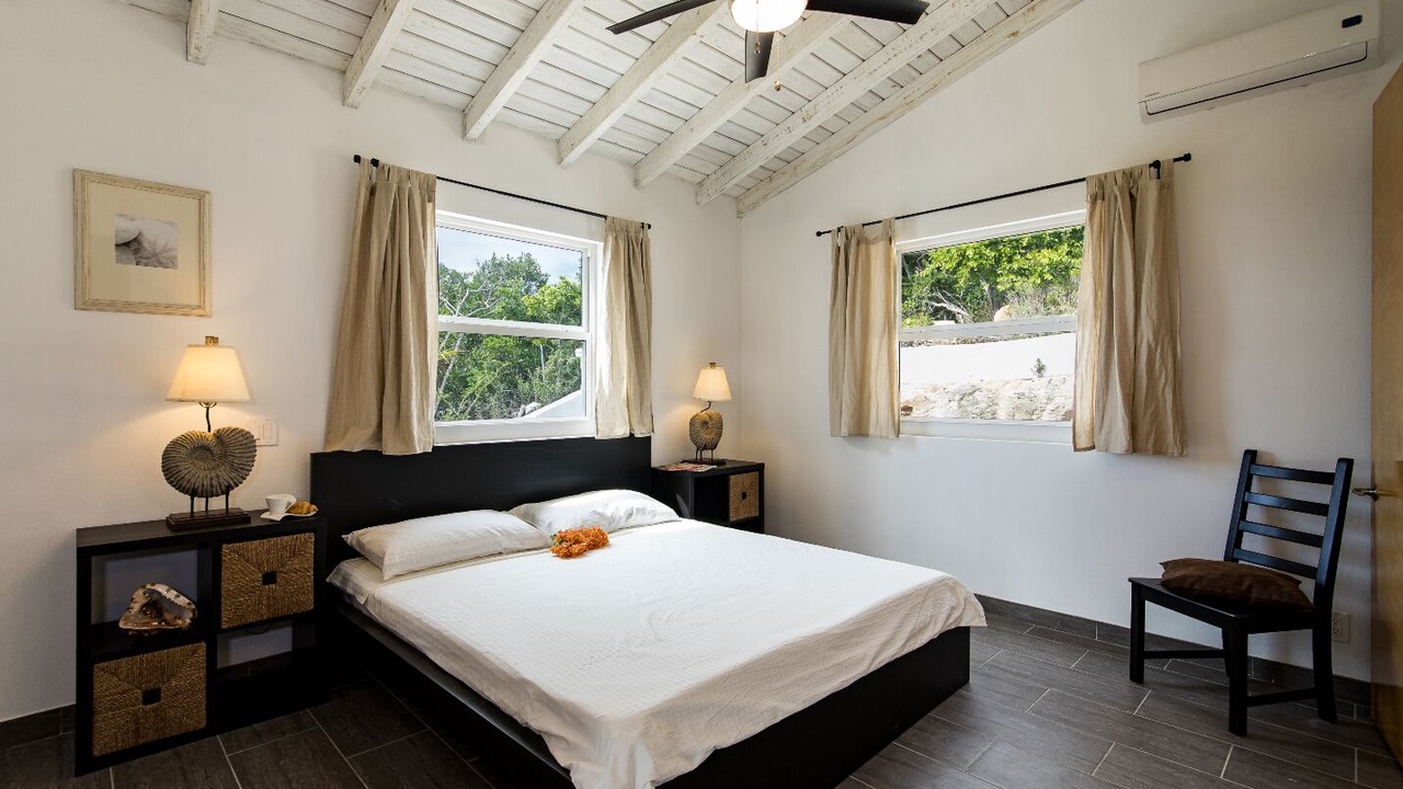 Photo of Bedroom in Long Bay Hills