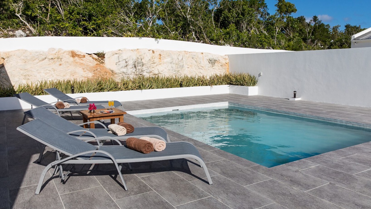 Photo of Outdoor in Long Bay Hills