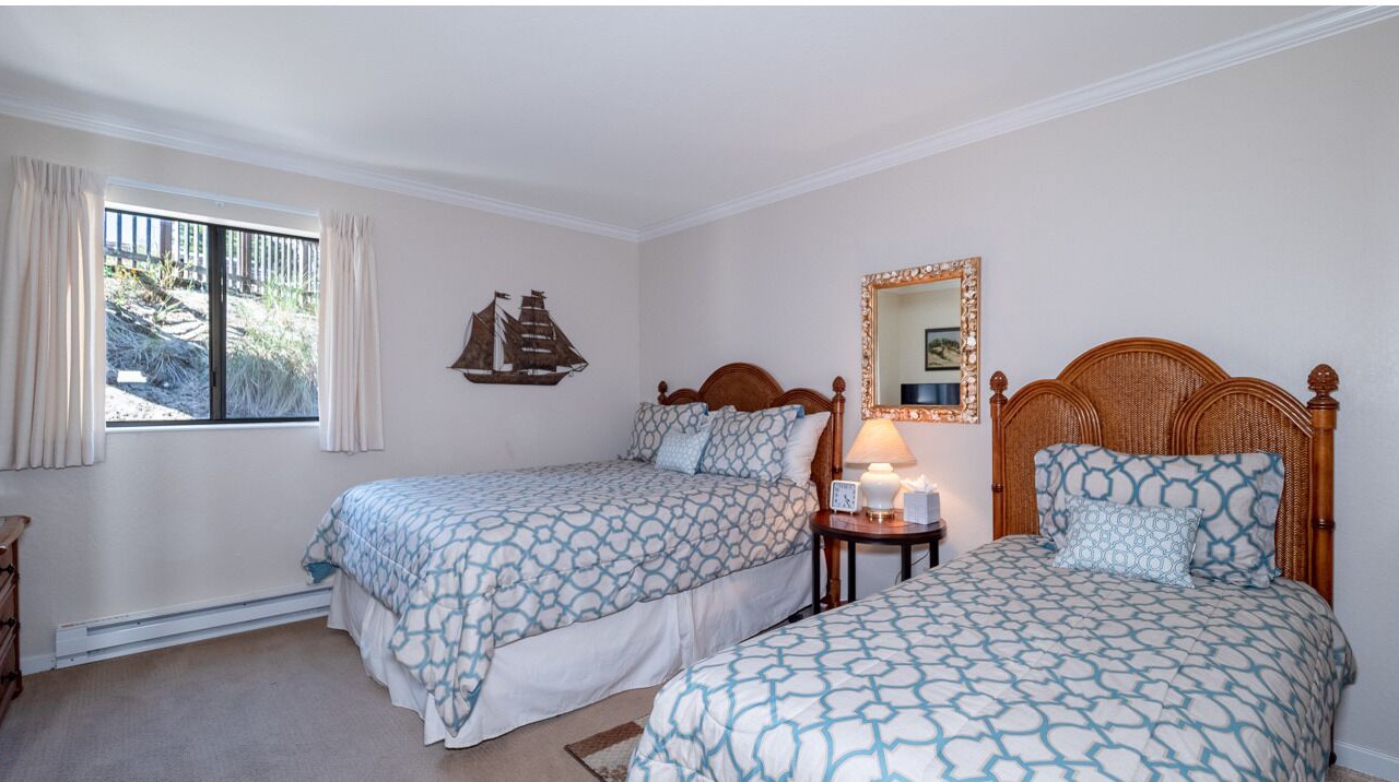 Photo of Bedroom in Pajaro Dunes