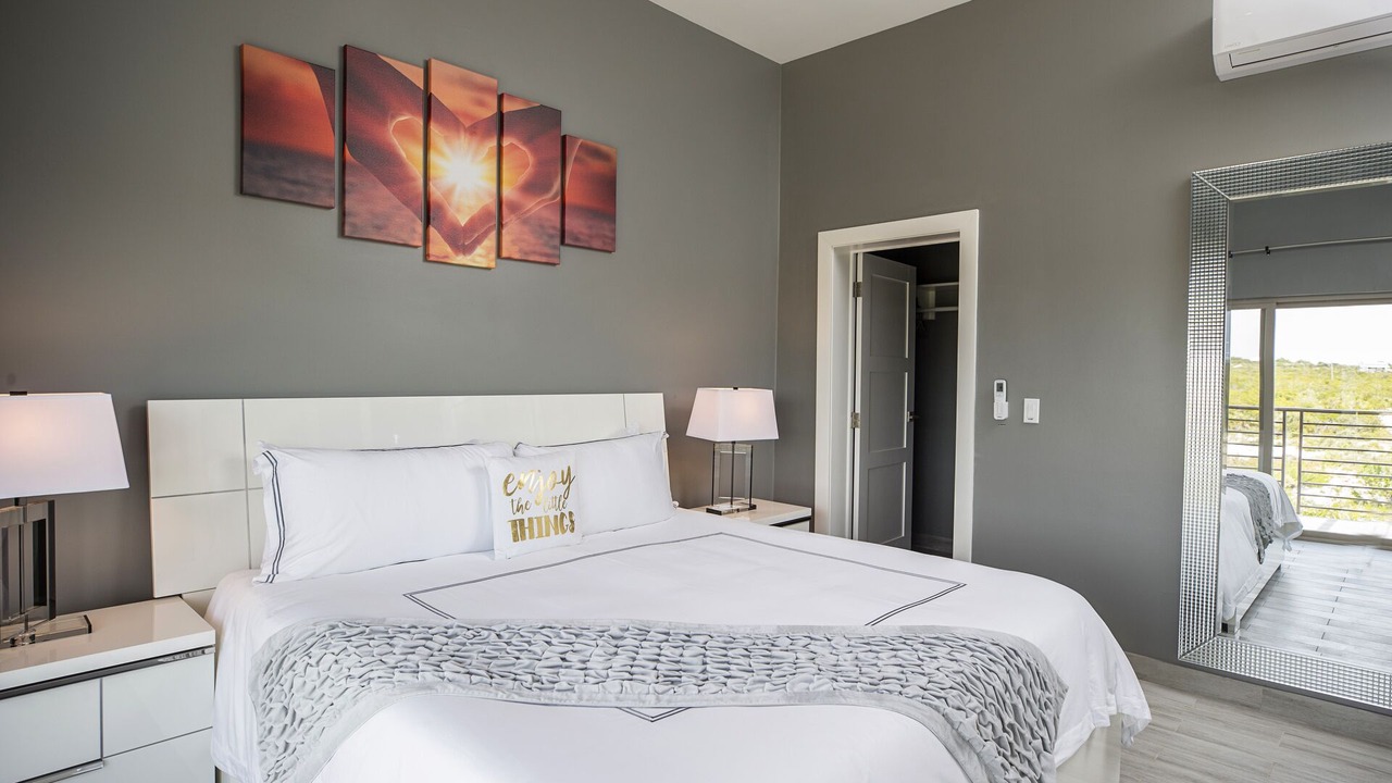 Photo of Bedroom in Long Bay